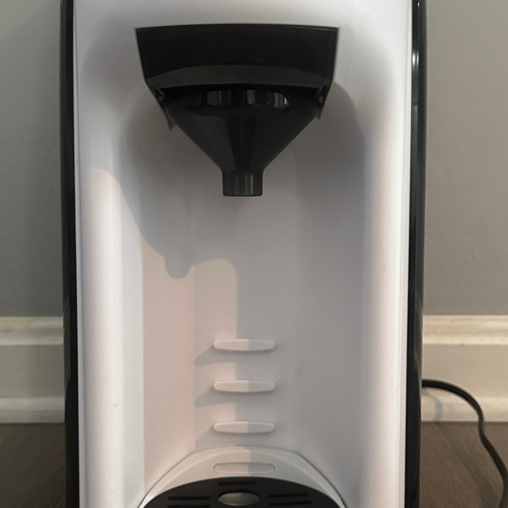 Baby brezza formula dispenser